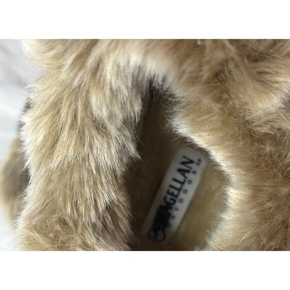 Magellan Women's Faux Fur Lining & Collar Booties, Slippers, Size 10 New - Picture 4 of 7